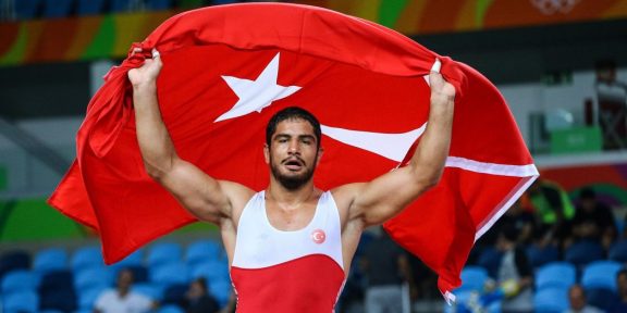Taha Akgül 7.Kez Avrupa Şampiyonu